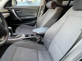 2011 BMW 1 серии 116i I (E81/E82/E87/E88) Рестайлинг, белый, 900000 рублей, вид 5