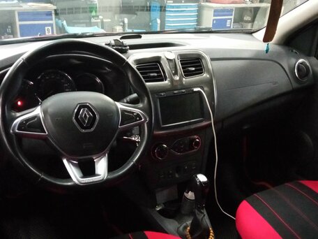 2020 Renault Logan Stepway II Рестайлинг, красный, 1049000 рублей, вид 5