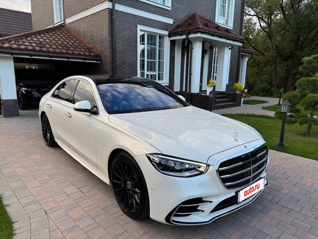 2022 Mercedes-Benz S-Класс 580 e 4MATIC VII (W223), белый, 12500000 рублей, вид 2
