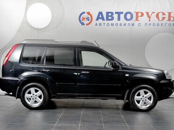 2005 Nissan X-Trail I Рестайлинг, чёрный - вид 4