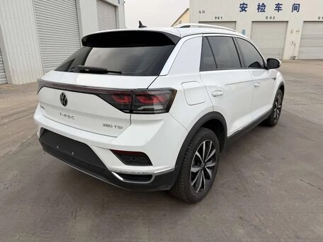 2023 Volkswagen T-Roc I (China Market) Рестайлинг, белый, 1750000 рублей, вид 4