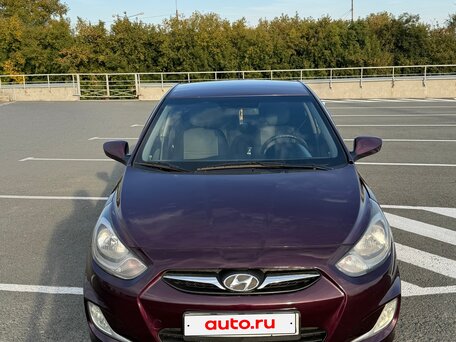 2011 Hyundai Solaris I, фиолетовый, 590000 рублей, вид 1