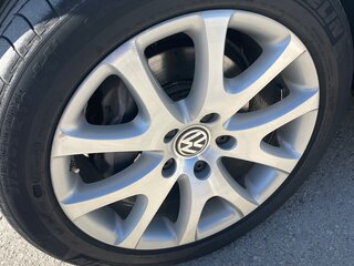 2010 Volkswagen Touareg I Рестайлинг, белый, 2100000 рублей, вид 5