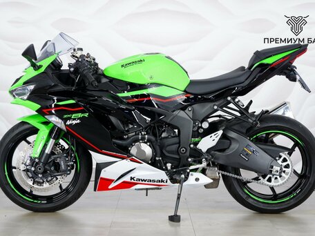 2020 Kawasaki ZX-6R Ninja, чёрный, 1099000 рублей, вид 2