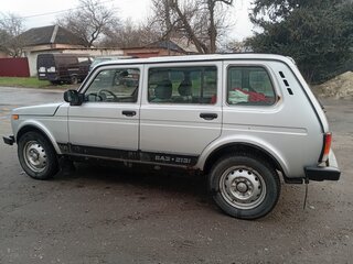 2015 Lada (ВАЗ) 2131 (4x4) 213105 I, серебристый, 425000 рублей, вид 4