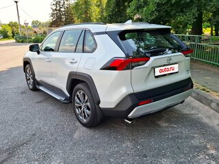 2023 Toyota RAV4 V (XA50), белый, 4350000 рублей, вид 3