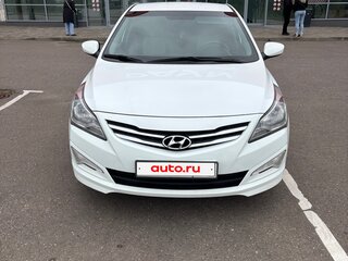 2014 Hyundai Solaris I Рестайлинг, белый, 970000 рублей, вид 1