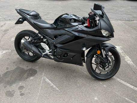 2020 Yamaha YZF-R3, чёрный, 515000 рублей, вид 3