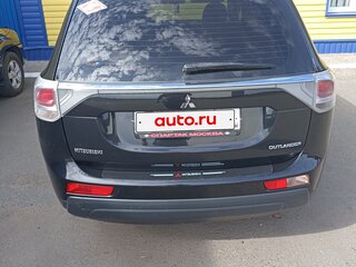2013 Mitsubishi Outlander III, чёрный, 1150000 рублей, вид 4