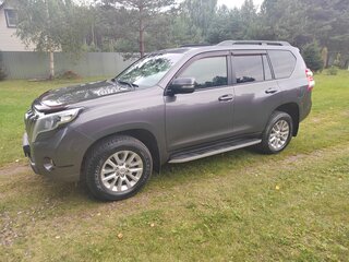2016 Toyota Land Cruiser Prado 150 Series Рестайлинг 1, серый, 3880000 рублей, вид 2