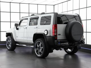 2009 Hummer H3, белый, 2190000 рублей, вид 4