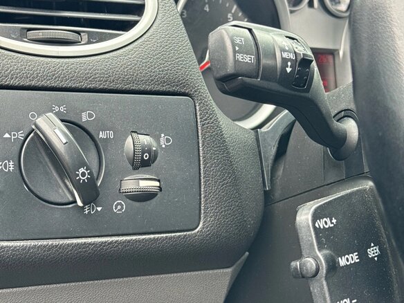 2009 Ford Focus II Рестайлинг, чёрный, 520000 рублей - вид 8