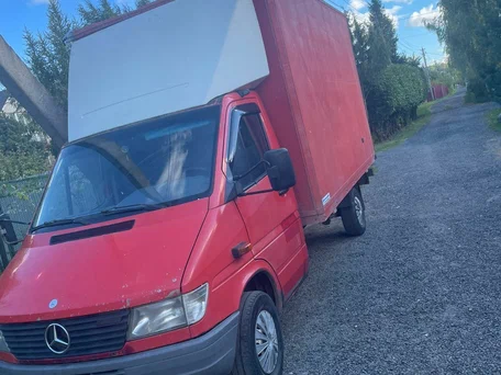 1999 Mercedes-Benz Sprinter, красный, 920000 рублей, вид 2
