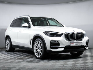2018 BMW X5 30d IV (G05/G18), белый, 4888000 рублей, вид 3
