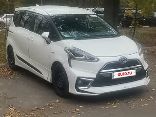 2018 Toyota Sienta II, белый, 1850000 рублей, вид 1