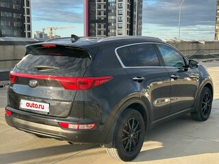 2018 Kia Sportage IV Рестайлинг, чёрный, 1839000 рублей, вид 5