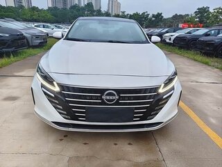 2022 Nissan Altima VI (L34), белый, 1535000 рублей, вид 2