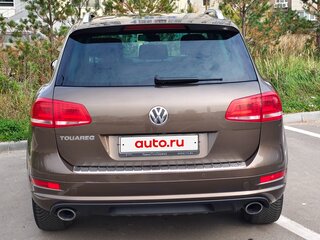 2014 Volkswagen Touareg II, коричневый, 2590000 рублей, вид 5