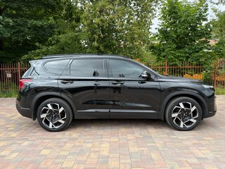2021 Hyundai Santa Fe IV Рестайлинг, чёрный, 4850000 рублей, вид 5