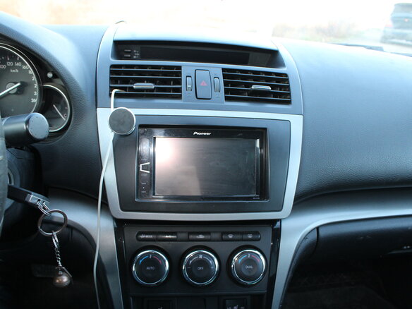 2011 Mazda 6 II (GH) Рестайлинг, чёрный, 800000 рублей - вид 13
