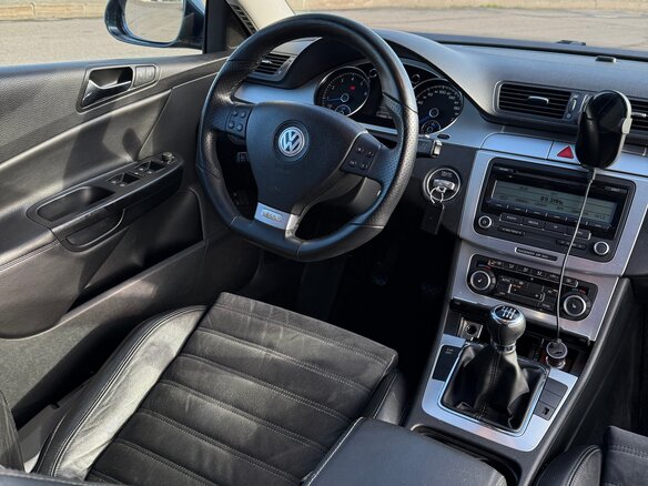 2008 Volkswagen Passat B6, синий, 790000 рублей - вид 12