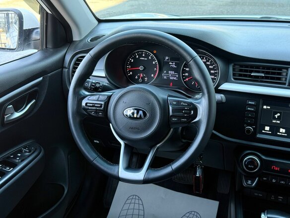 2018 Kia Rio X-Line IV, белый, 1525000 рублей - вид 15