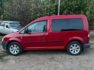 2010 Volkswagen Caddy III, красный, 1100000 рублей, вид 1