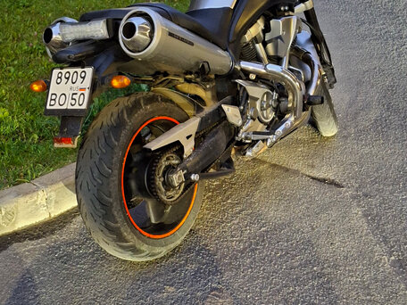2005 Yamaha MT-01, серебристый, 600000 рублей, вид 4