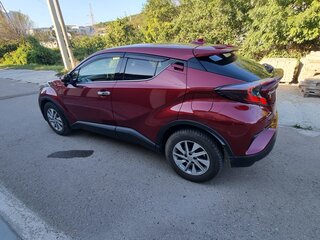 2018 Toyota C-HR I, красный, 2390000 рублей, вид 4