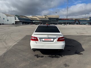2012 Mercedes-Benz E-Класс 200 7G-Tronic IV (W212, S212, C207), белый, 1470000 рублей, вид 3