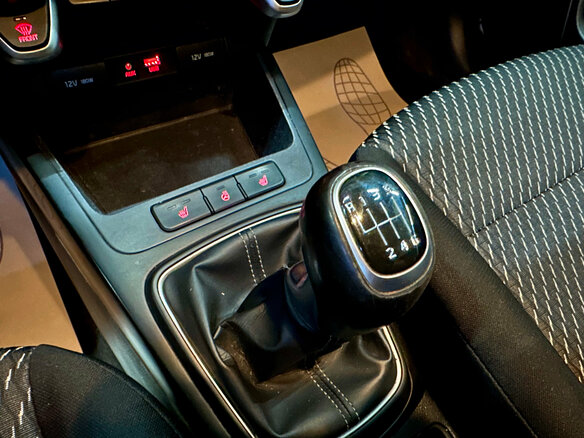 2018 Kia Rio IV, серый, 1199000 рублей - вид 13