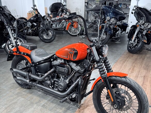 2021 Harley-Davidson Street Bob, оранжевый, 1699000 рублей - вид 33