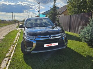2016 Mitsubishi Outlander III Рестайлинг 2, чёрный, 2080000 рублей, вид 3