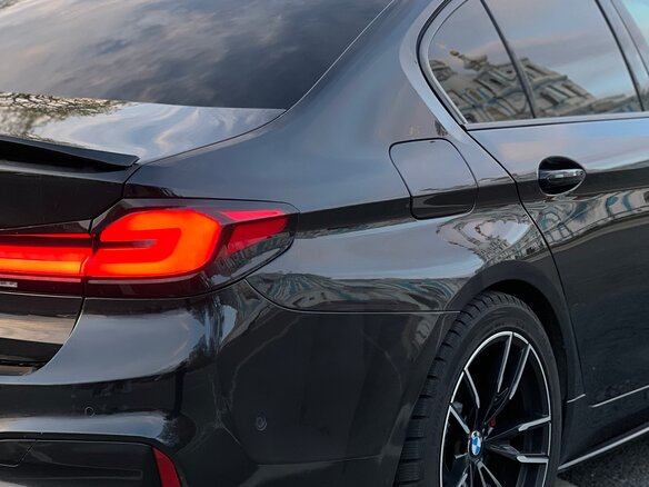2017 BMW 5 серии 530d xDrive VII (G30/G31/G38), чёрный, 4700000 рублей - вид 6