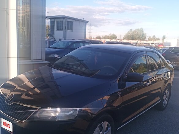 2014 Skoda Rapid I, чёрный, 500000 рублей