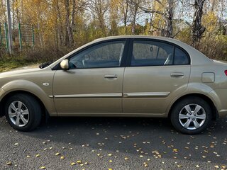 2011 Kia Rio II Рестайлинг, бежевый, 649000 рублей, вид 4