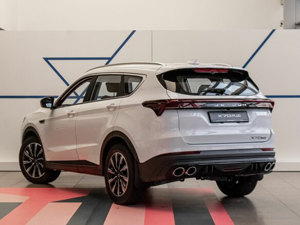 2026 Jetour X70+ I Рестайлинг, белый, 3069000 рублей - вид 3