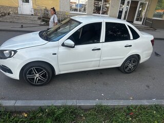 2018 Lada (ВАЗ) Granta I Рестайлинг, белый, 289000 рублей, вид 2