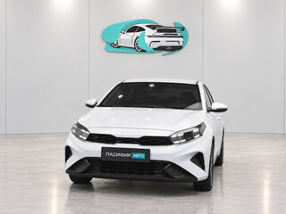 2022 Kia K3 II Рестайлинг, белый, 1687500 рублей, вид 3