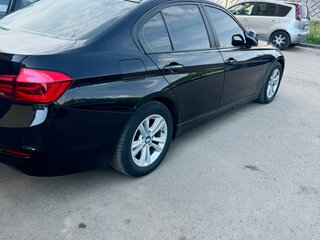 2015 BMW 3 серии 318i VI (F3x) Рестайлинг, чёрный, 1670000 рублей, вид 3