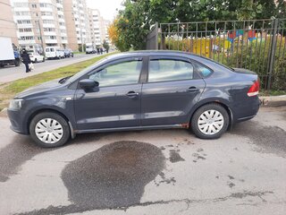 2013 Volkswagen Polo V, серый, 430000 рублей, вид 3
