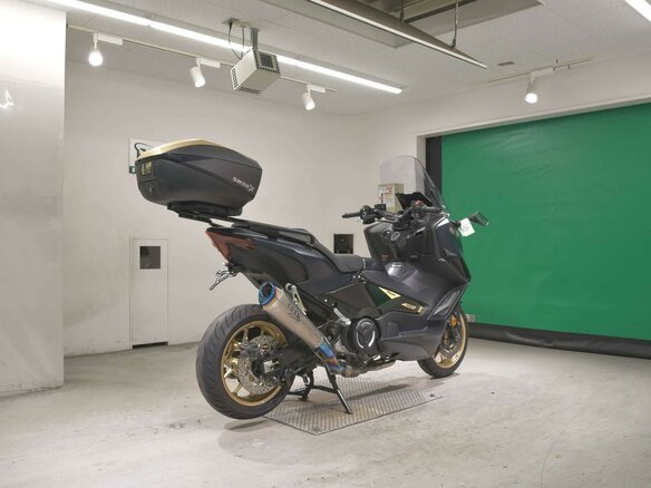 2023 Yamaha TMAX, зелёный, 1499000 рублей - вид 4