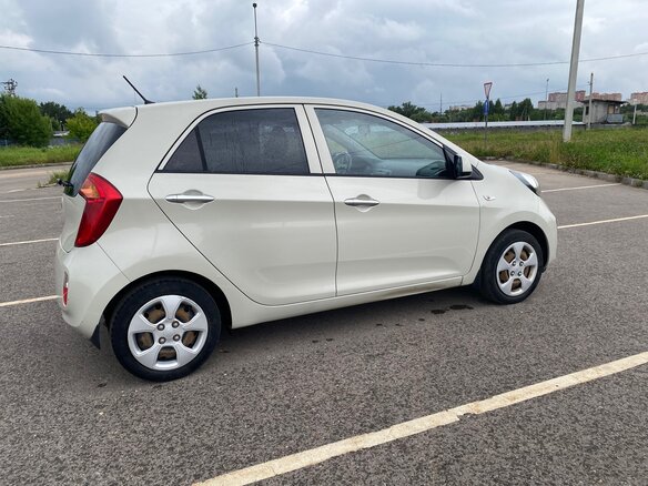 2013 Kia Picanto II, бежевый - вид 2