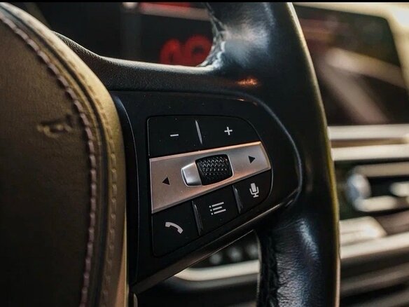 2020 BMW X5 25d IV (G05/G18), белый, 5300000 рублей - вид 15
