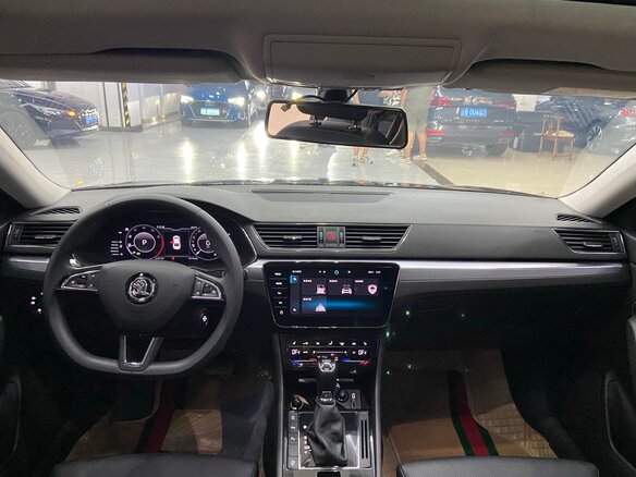 2022 Skoda Superb III Рестайлинг, чёрный, 3622000 рублей - вид 7