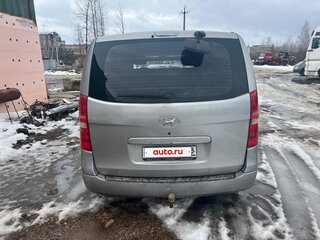2011 Hyundai Grand Starex, серебристый, 1300000 рублей, вид 3