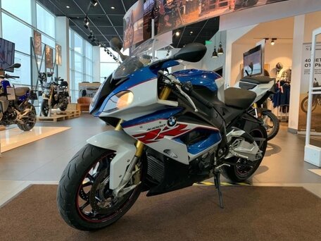 2018 BMW S 1000 RR, белый, 1500000 рублей, вид 4