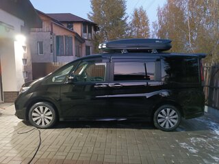 2016 Honda Stepwgn V, чёрный, 2300000 рублей, вид 3