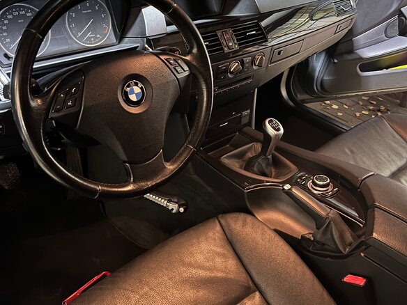 2009 BMW 5 серии 520i V (E60/E61) Рестайлинг, серебристый, 850000 рублей - вид 7