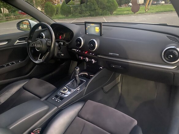 2016 Audi A3 III (8V) Рестайлинг, белый, 2800000 рублей - вид 1